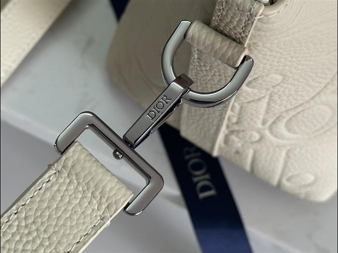 2025228Y 600P203146414